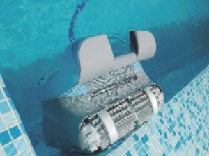 Actu - Robots pour piscine - robot nettoyage piscine - les jardins en cascades