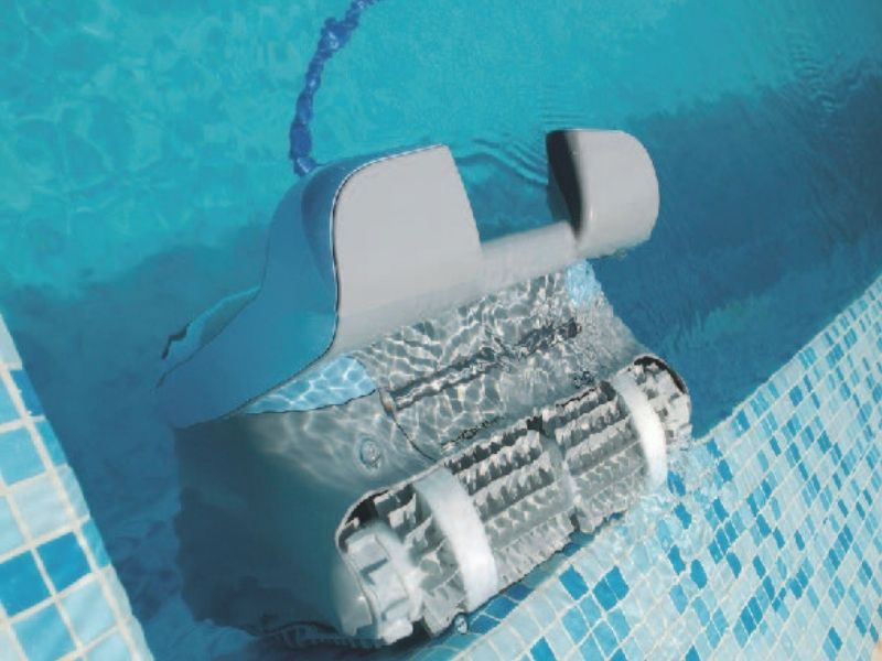 Robot et nettoyage de la piscine